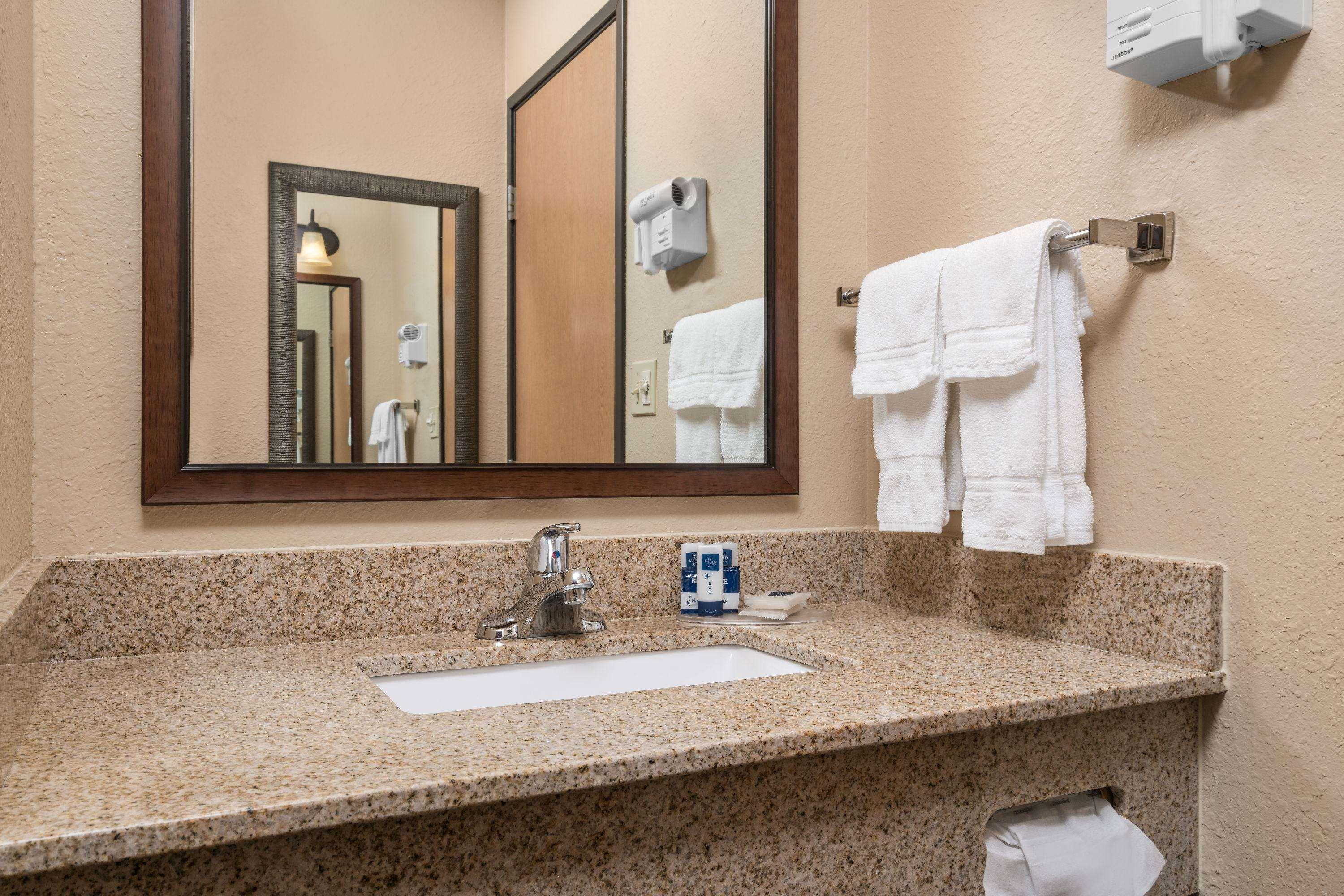 Americinn By Wyndham Detroit Lakes Εξωτερικό φωτογραφία