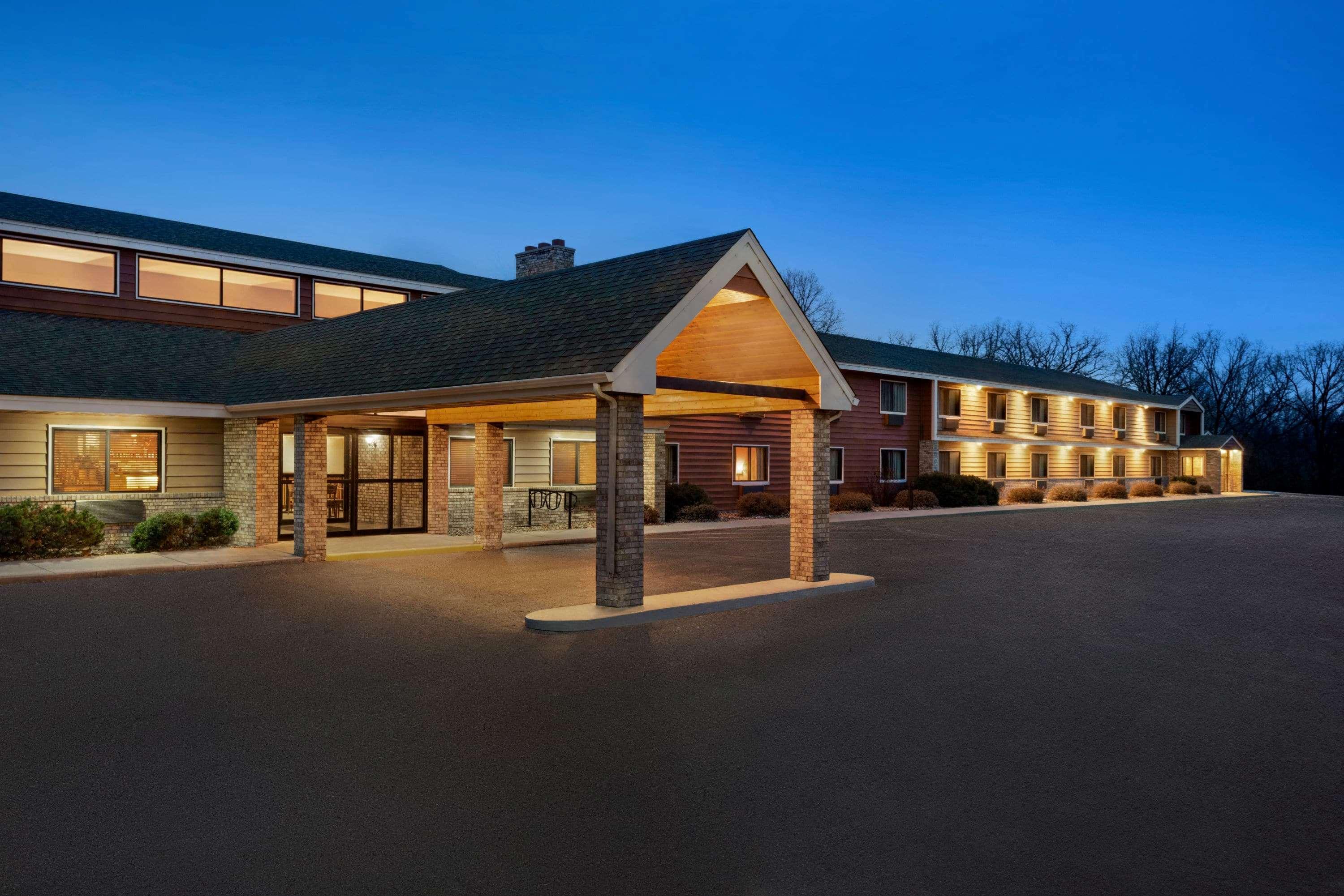 Americinn By Wyndham Detroit Lakes Εξωτερικό φωτογραφία